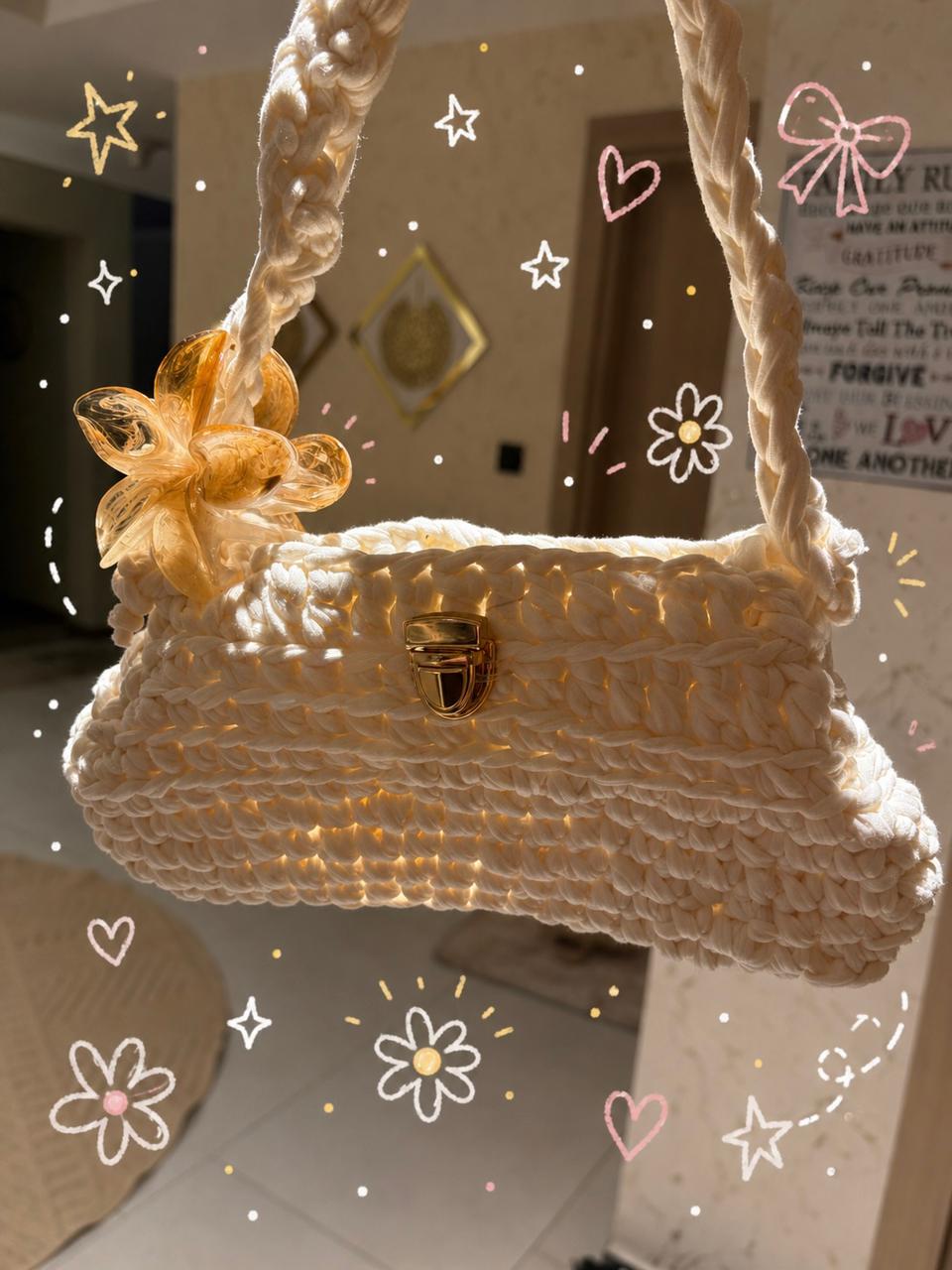 Pearl Petal Bag